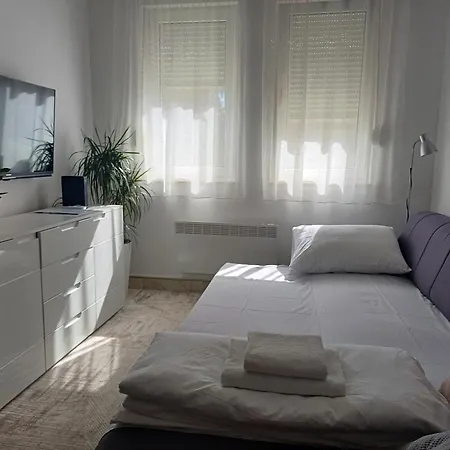Springjoy Apartman Zára